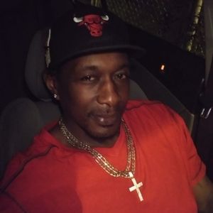 Meet your Posher, Travis